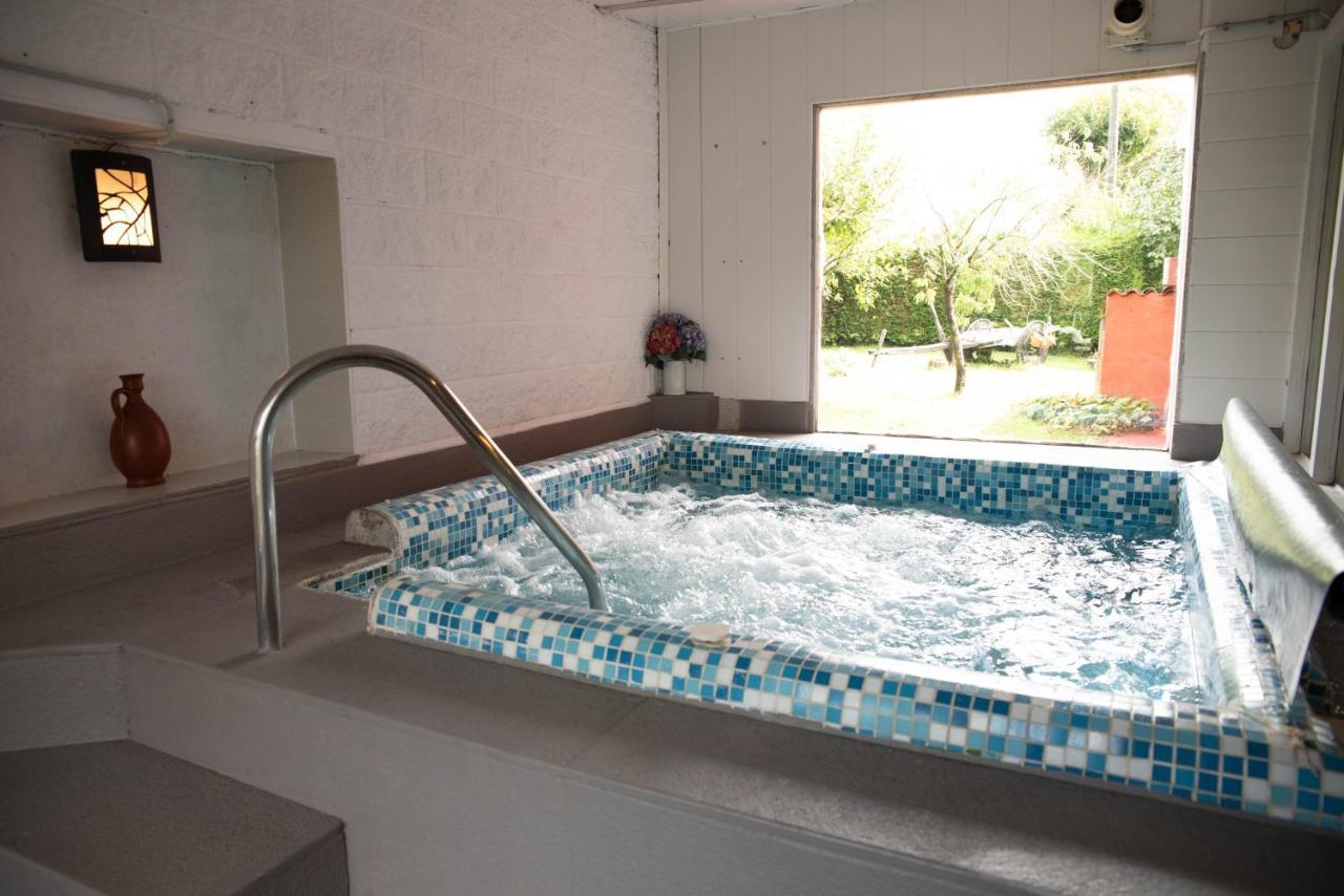 סנטיאגו דה קומפוסטלה Casa De Pineiro Y Spa Opcional, De Pago מראה חיצוני תמונה